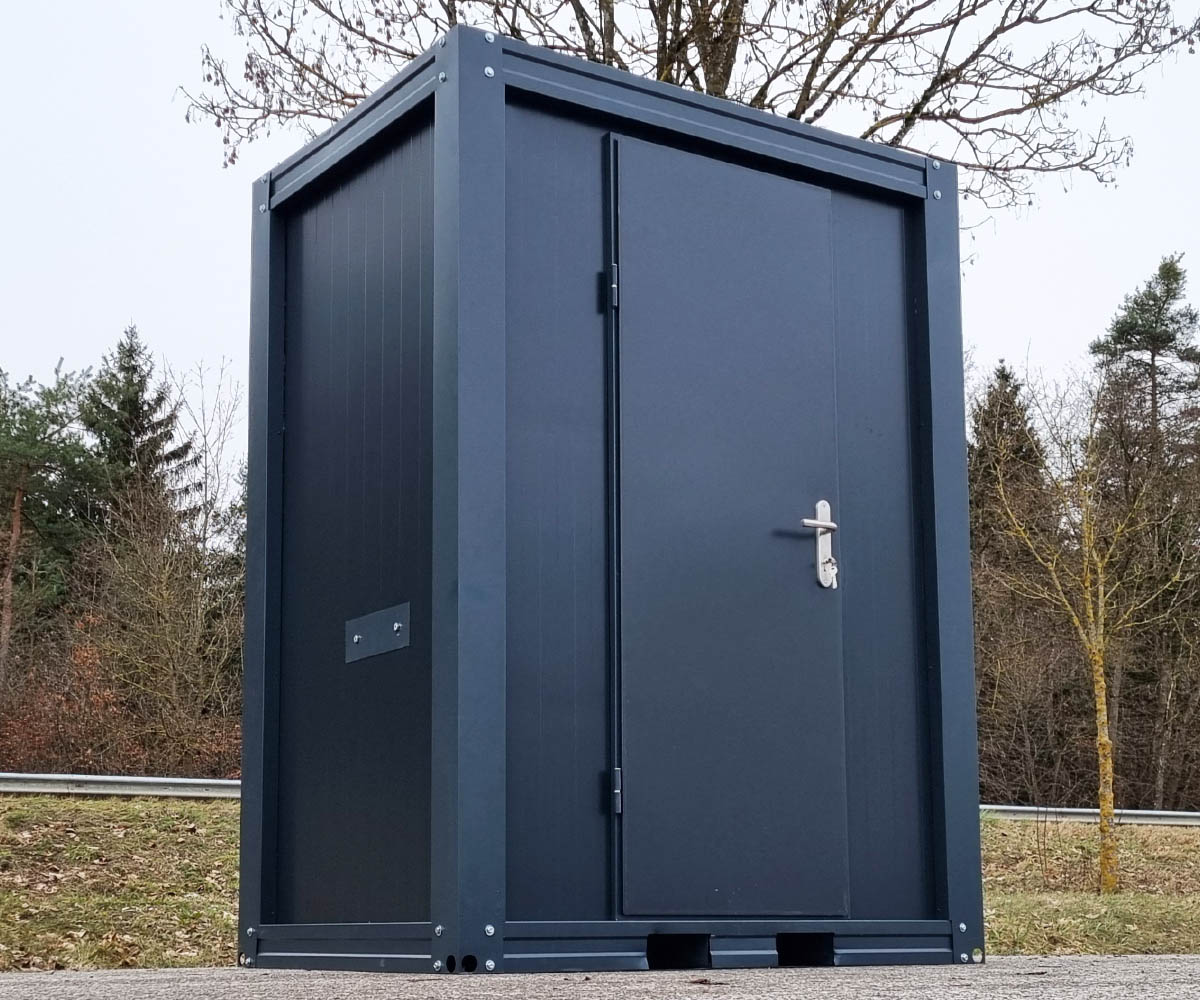 DA.jpg Sanitärcontainer SCEW RAL 7016 Anthrazitgrau | H 2335 x B 1650 x T 1200 mm | Tür einflügelig | mit Warmwasser – Bild 1