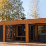LOUNGE AREA mit Sauna und Grill