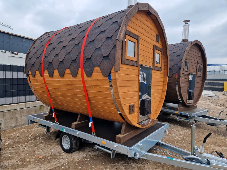m1 Fasssauna Gartensauna Sauna Banja mit Anhänger inkl. Holzofen – Bild 1